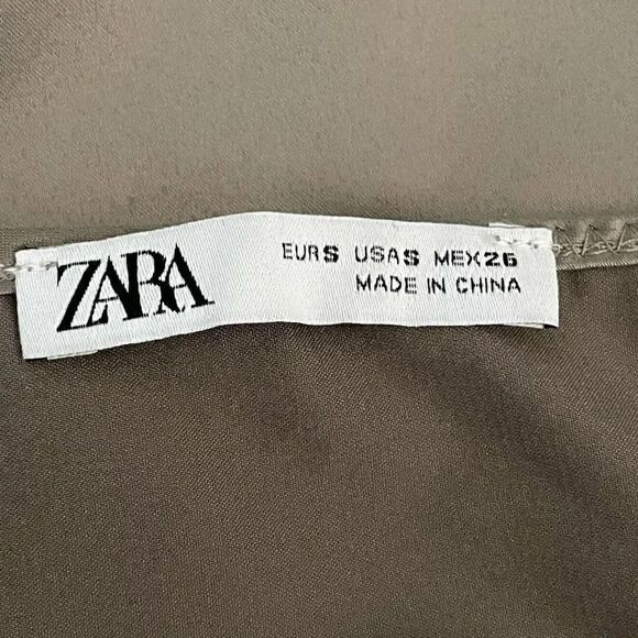 Zara Women’s Silver Gray Spaghetti Straps V-Neck Minimalist Top SZ S #1158 - Picture 2 of 11